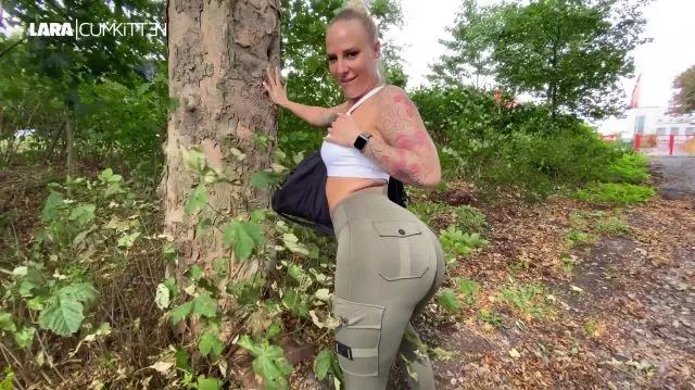 Auf der Straße ERKANNT | Alles geschluckt beim FACIAL DATE