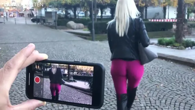 FICKDATE auf der Strasse klargemacht | Die krasseste FICK-MICH LEGGINGS aller Zeiten