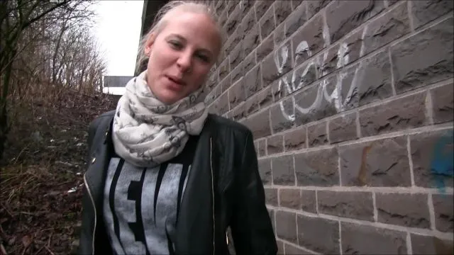 Scharfer Cameltoe PISS in Spandex Leggings