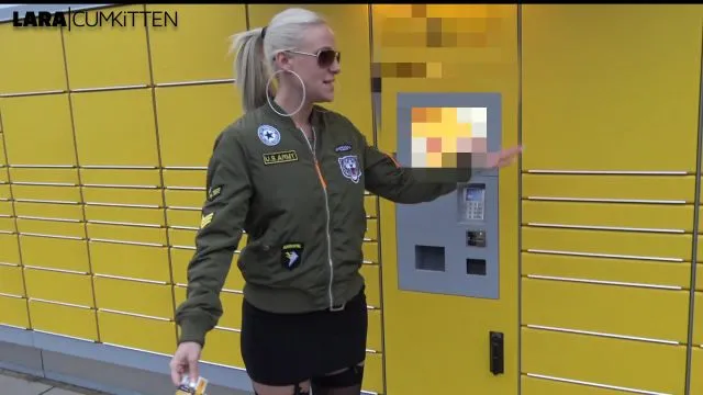 Straps Date an der FUCKSTATION | Notgeile Schlampe zerfickt