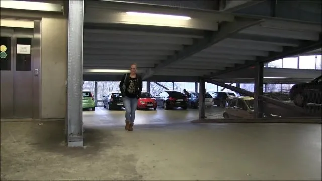 Vollgepisst - Notdurft im Parkhaus